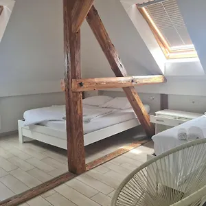 Azur Любляна
